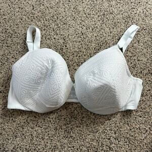 Cacique 48C Lightly Lined Full Coverage Bra White Underwire